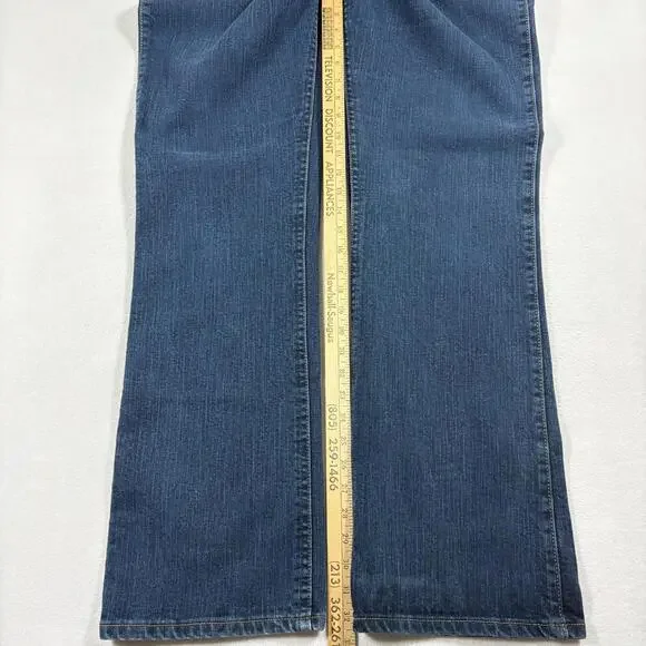 Wrangler Q-Baby Womens Jeans Size 15/16x34 Blue Denim Mid Rise Stretch Bootcut - Picture 8 of 13
